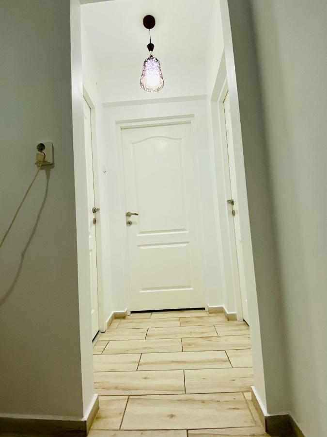 Antonia'S Apartment Constanta Exterior photo